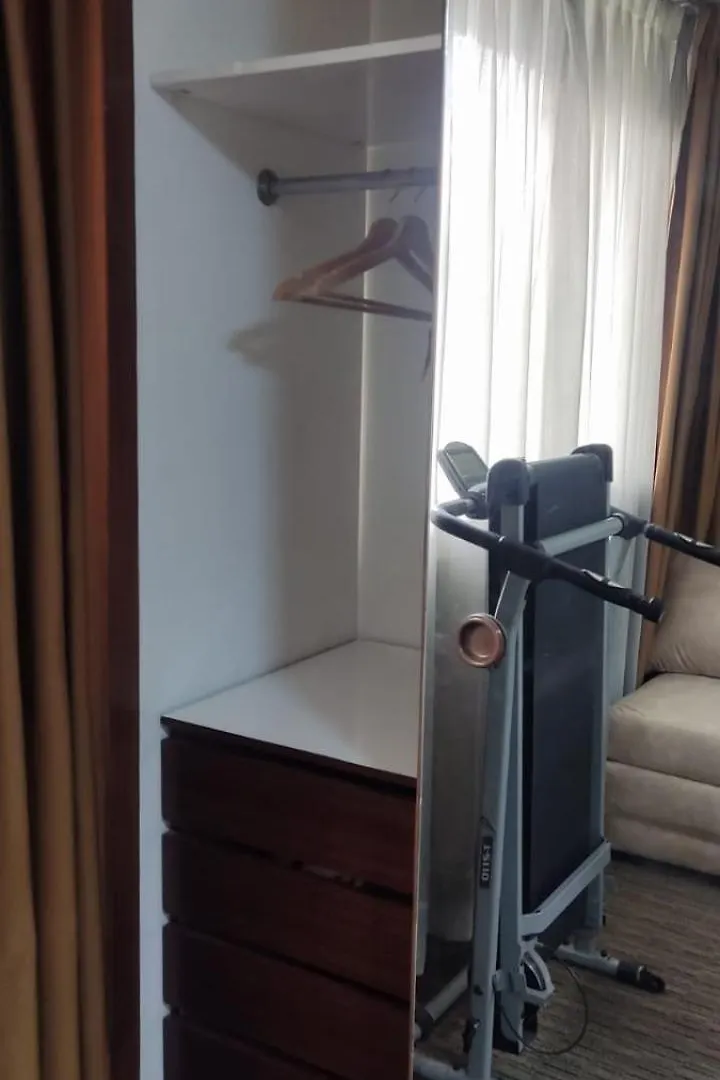 Suite Confortable Inaquito Apartment